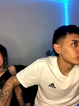 Snapshot of Tifanny_Sweett chatting on November 11, 3:50 am Tifanny Sweett online show from November 11, 3:50 am