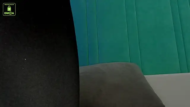 Whitney Svonn online show from December 3, 3:33 pm