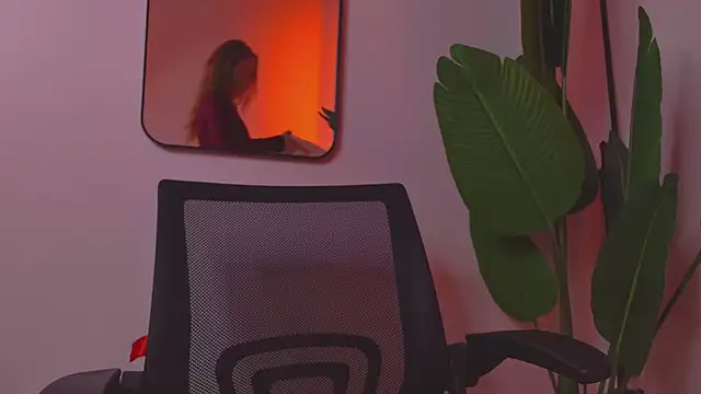 Whitney Svonn online show from March 12, 7:17 pm