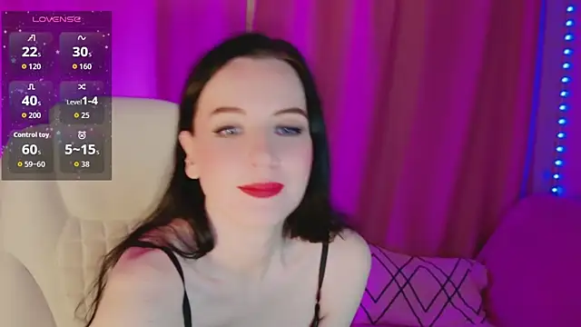 Snapshot of AndreaAshton chatting on May 30, 5:32 pm AndreaAshton online show from May 30, 5:32 pm