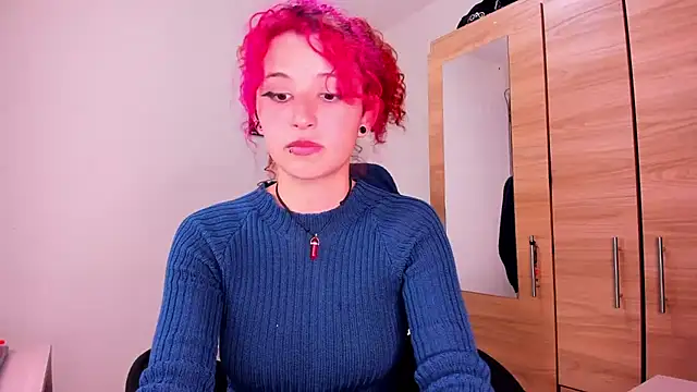 Snapshot of valent_27 chatting on October 2, 2:40 am valent 27 online show from October 2, 2:40 am