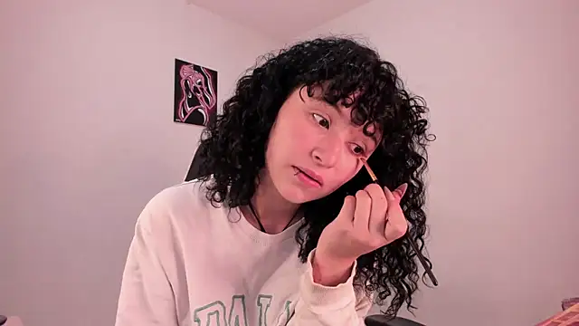 Snapshot of valent_27 chatting on December 19, 2:40 am valent 27 online show from December 19, 2:40 am