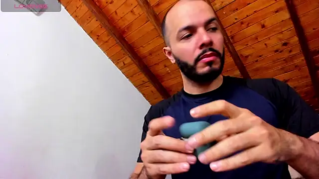 Tom Bailey online show from February 17, 12:45 pm