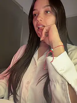 MisFrekcles  online show from March 8, 11:58 am