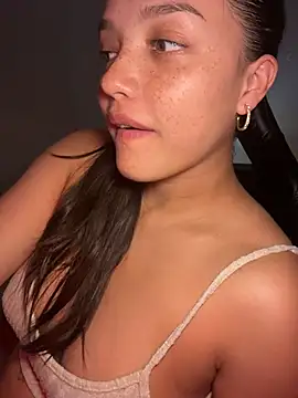 MisFrekcles  online show from June 26, 10:52 am