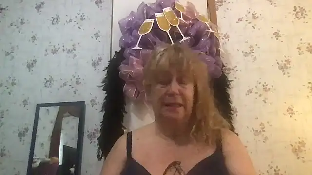 Snapshot of musclebooty70 chatting on January 13, 3:15 pm musclebooty70 online show from January 13, 3:15 pm