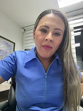 ALONDRAMILF online show from February 2, 1:23 am