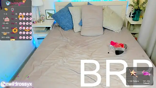 wildrossy online show from December 2, 3:15 am