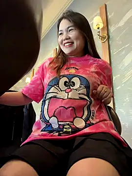 Emily 9xx online show from December 15, 6:06 am