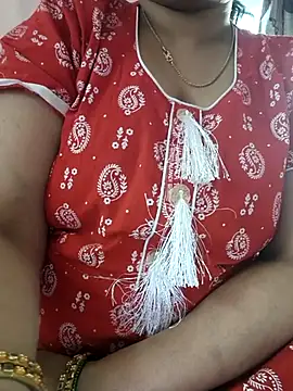 cuteyqueen online show from January 16, 8:07 am