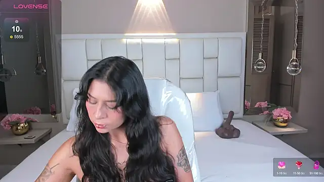 JessyEvans online show from February 14, 7:32 pm