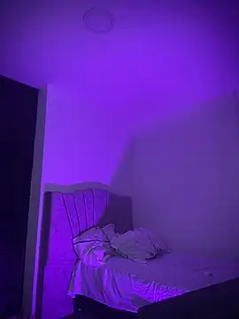 Snapshot of AbbyMillerrr chatting on March 8, 2:12 am AbbyMillerrr online show from March 8, 2:12 am