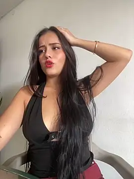 AbbyMillerrr online show from April 10, 5:39 pm