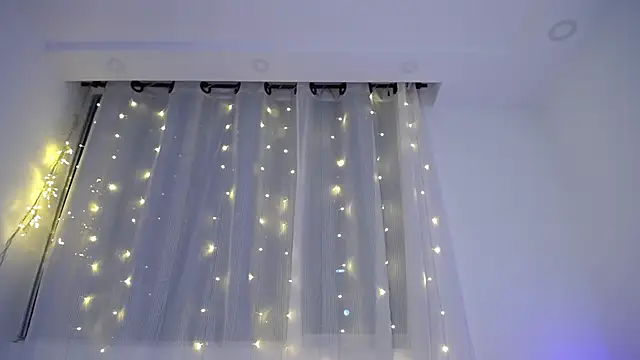 jesiicarabiit11 online show from December 11, 9:52 am