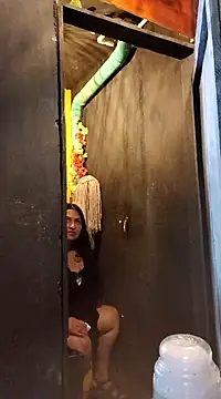 Snapshot of Marcela87 chatting on December 27, 12:18 am Marcela87 online show from December 27, 12:18 am