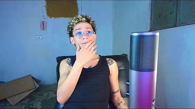 mateodeamjo online show from January 15, 2:16 am