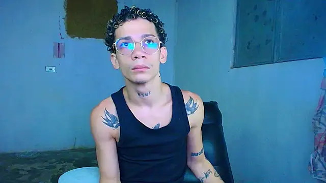 Snapshot of mateodeamjo chatting on February 27, 1:16 am mateodeamjo online show from February 27, 1:16 am