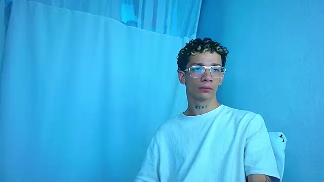 mateodeamjo online show from April 3, 1:03 am