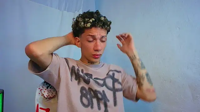 mateodeamjo online show from April 15, 4:19 am