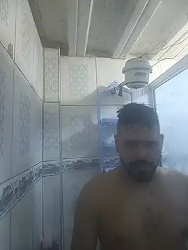 Snapshot of Joselatino23 chatting on July 13, 2:25 am Joselatino23 online show from July 13, 2:25 am