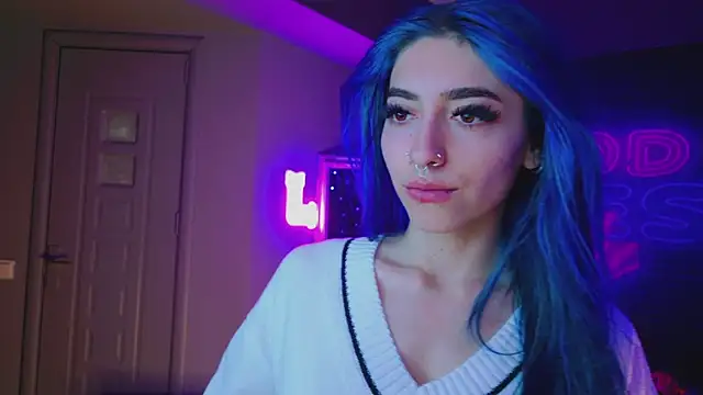 AriaVoss online show from December 19, 8:44 pm