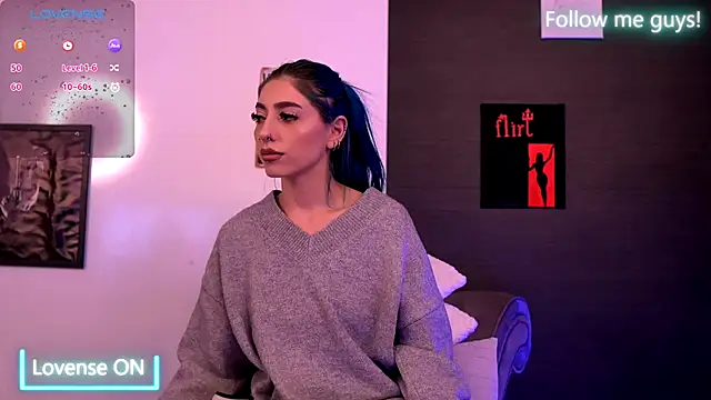 AriaVoss online show from September 26, 8:35 pm