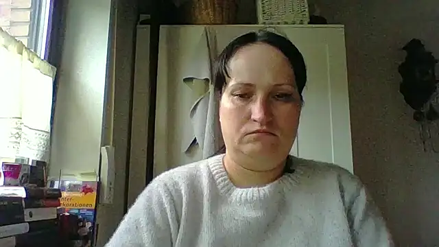  squirty cum lady  online show from December 22, 2:25 pm