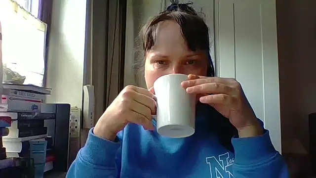  squirty cum lady  online show from March 28, 12:27 pm