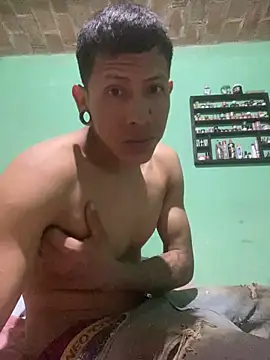 nowex18 online show from November 18, 1:55 am