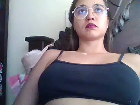 trianabell online show from March 21, 7:46 pm