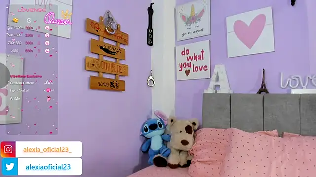 Snapshot of Alexia_Sweet_x chatting on February 9, 6:06 am Alexia Sweet x online show from February 9, 6:06 am
