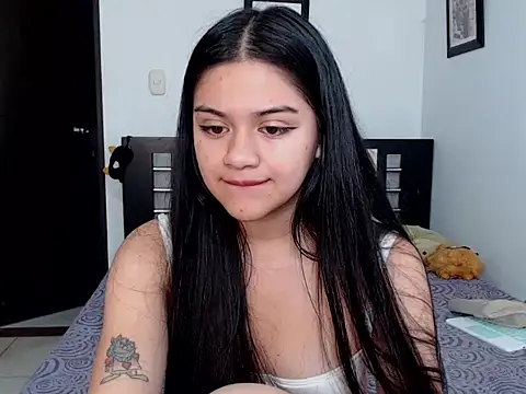 Snapshot of angelbeat_ chatting on January 8, 12:17 am angelbeat online show from January 8, 12:17 am