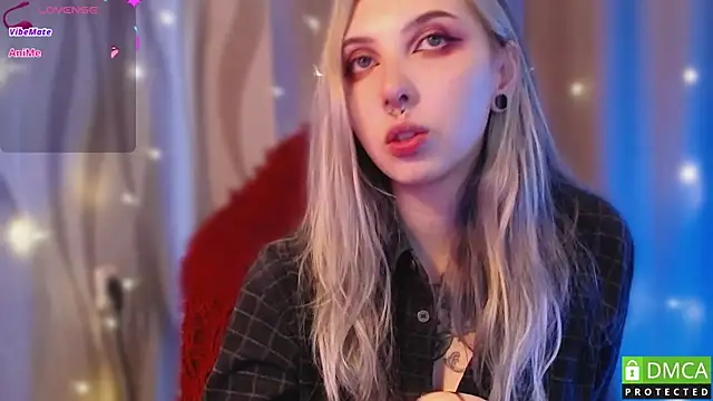 JustMeowGirl online show from February 26, 7:53 am