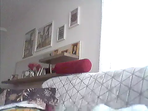 Snapshot of Schnubby1 chatting on December 3, 10:39 am Schnubby1 online show from December 3, 10:39 am