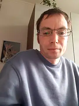 Snapshot of Schnubby1 chatting on January 23, 12:52 pm Schnubby1 online show from January 23, 12:52 pm