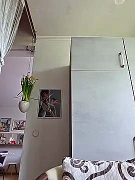 Snapshot of Schnubby1 chatting on March 14, 8:21 am Schnubby1 online show from March 14, 8:21 am