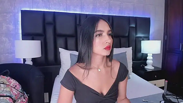 Snapshot of MiaSweeths chatting on January 18, 12:04 pm MiaSweeths online show from January 18, 12:04 pm