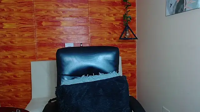 Snapshot of Bastiaan_28 chatting on February 2, 7:09 am Bastiaan 28 online show from February 2, 7:09 am