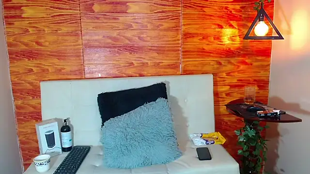 Snapshot of Bastiaan_28 chatting on March 7, 6:46 am Bastiaan 28 online show from March 7, 6:46 am