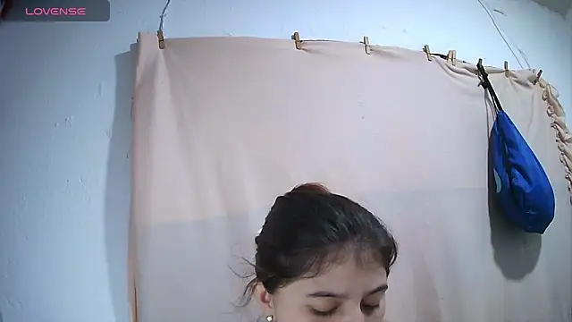 lynieh- online show from March 23, 8:57 pm