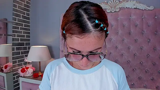 AdelaineBest online show from March 1, 8:13 am