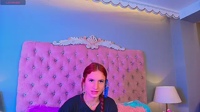 AdelaineBest online show from September 16, 2:56 am