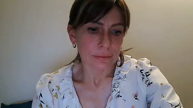 anechka1 online show from February 4, 1:44 am