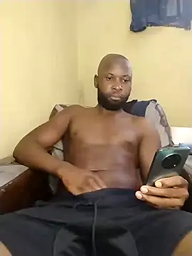 Snapshot of Stallion100 chatting on December 20, 12:16 pm Stallion100 online show from December 20, 12:16 pm