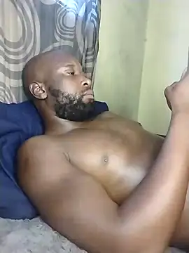 Snapshot of Stallion100 chatting on January 7, 4:29 am Stallion100 online show from January 7, 4:29 am