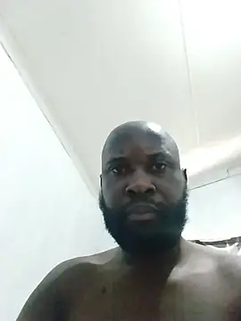 Snapshot of Stallion100 chatting on November 8, 10:15 am Stallion100 online show from November 8, 10:15 am