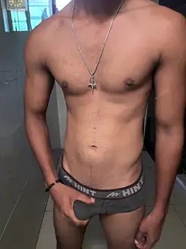 Snapshot of freecallboi chatting on May 3, 6:30 am freecallboi online show from May 3, 6:30 am