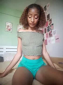 GoddessVee online show from November 2, 8:39 am