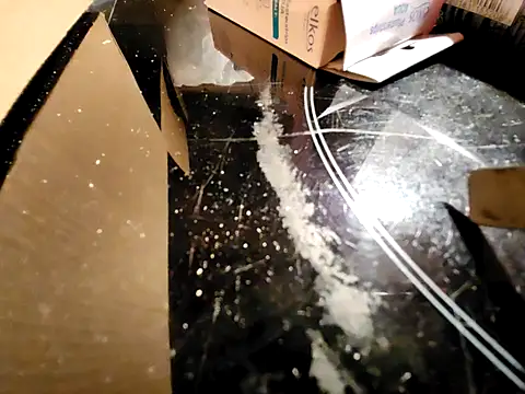 Snapshot of 0815lukas2024 chatting on December 1, 11:47 pm 0815lukas2024 online show from December 1, 11:47 pm