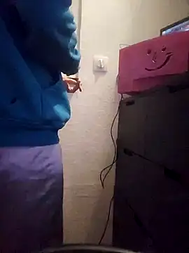 Snapshot of 0815lukas2024 chatting on December 4, 1:03 am 0815lukas2024 online show from December 4, 1:03 am